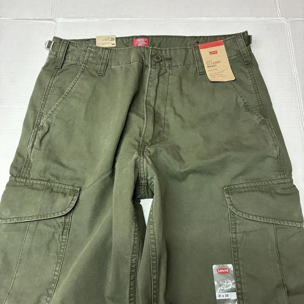 Levi’s XX Cargo Baggy Pants Men’s Size 31x32 Forest Green Slightly Tapered Leg